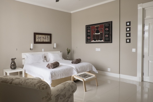 www.buffelsdam.co.za Apartment Master bedroom